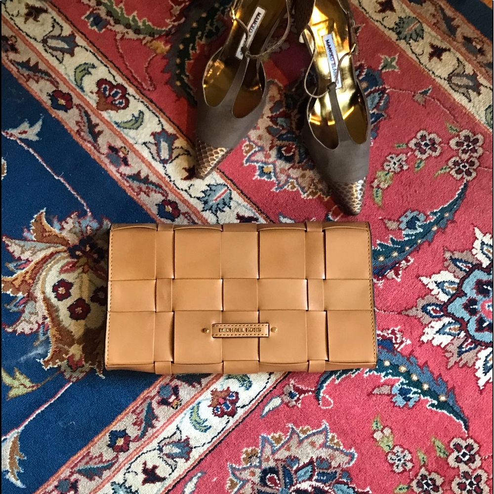 Michael Kors Cross Body/Clutch